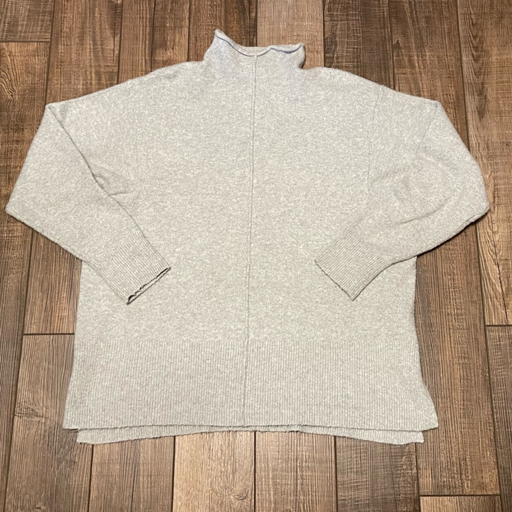 Gray long sleeve Adyson Parker sweater